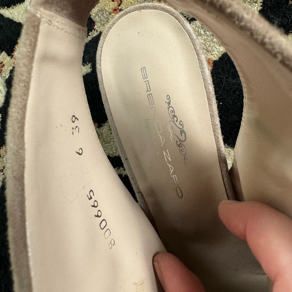 Brenda Zaro suede leather heels - Picture 3 of 6